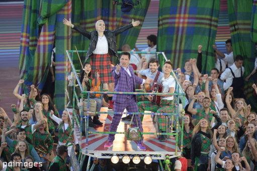 myprideradio's tweet photo. How #gay was the #CommonwealthGames? 
@karendunbar147 and @JohnBarrowmen http://t.co/EE7JnGgDxC