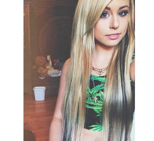 Danielle.  (@mychcmromance) on Twitter photo 