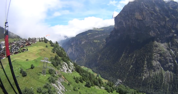 boldkit's tweet photo. Amazing scenery, speed flying at its best! https://t.co/BIR5pS3mik http://t.co/tSx76ah8mp