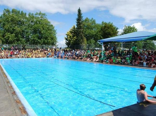 MorrColl2014's tweet photo. Our kids are amazing! They make our school the best place to work! Swimming finals 2014 #teachers #teaching http://t.co/ap8XKoX6lJ