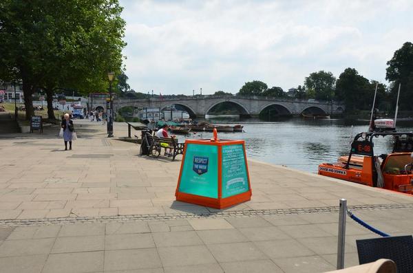 andybutts's tweet photo. Have you seen these #Thames #Richmond #Kingston? Please RT to spread the message @RNLI #RespectTheWater http://t.co/DBRrdWFaNC