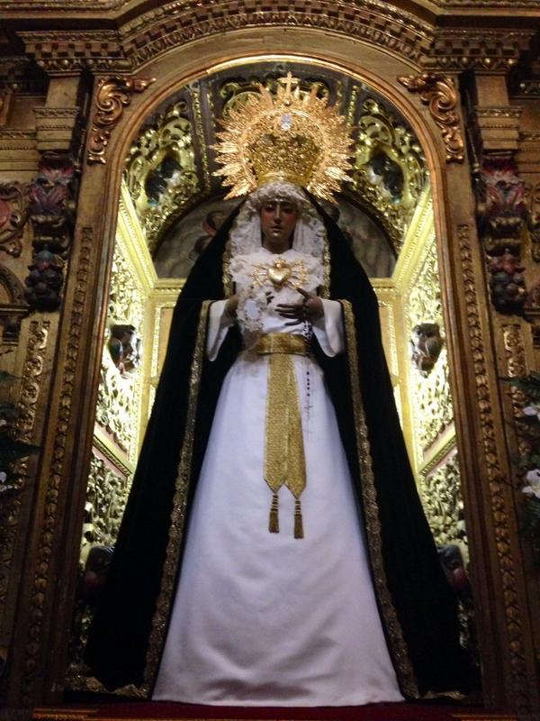 OracionHuertoDH's tweet photo. NOMBRAMIENTO DE LAS CAMARERAS DE LA HDAD. - http://t.co/0hHurwkZB9 http://t.co/8dqeSI00Qw