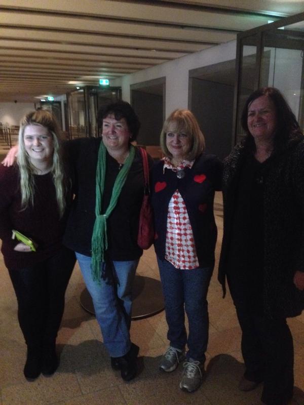 j_dea's tweet photo. #nppsbps14 #oldfriends#catchup http://t.co/desbUHqw39