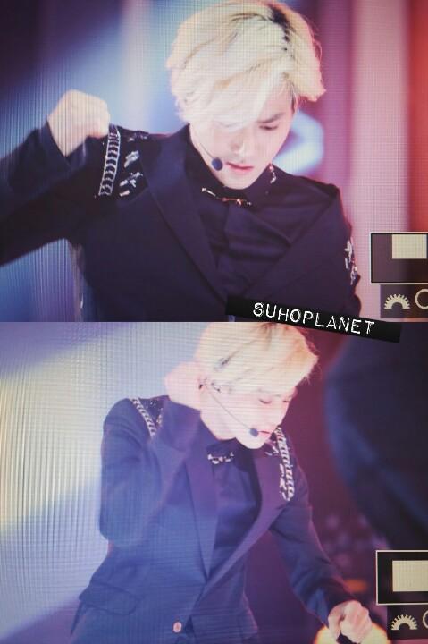 SuhoINDO's tweet photo. “@Suho_planet: 140724 EXO SUHO 엠카10주년 준면♡  오늘도 준면이가 다했어요ㅠㅠ http://t.co/cO63gCqK8x”