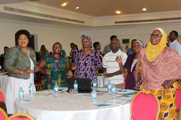 "Haki za #Wanawake zibainishwe kwenye #KatibaMpya na Sheria kandamizi zibatilishwe" #WanawakeNaKatiba <a href="/WomenFund_TZ/">Women Fund Tanzania Trust</a>