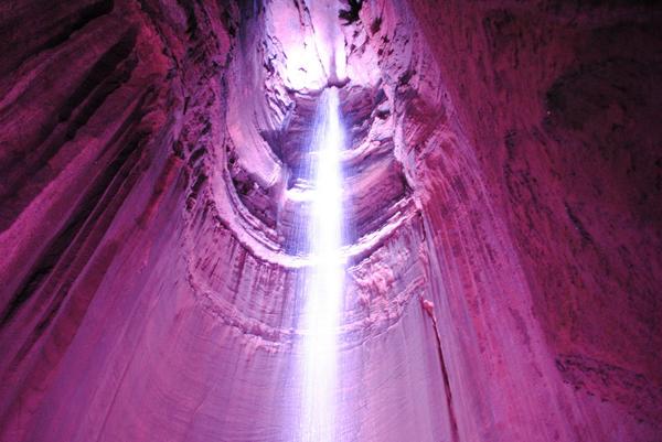 travellingwego's tweet image. RT @Tip_Our_Trip "Ruby Falls, Chattanooga, Tennessee #USA #tipourtrip #TOT #ttot #travel #travelpics http://t.co/N0K9Hk4O7w"