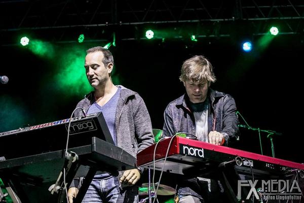 GrooveMusicFest's tweet image. Who caught the @SweaterCosby, @goldlikejoel and @KyleOnKeys collaboration last Saturday night? #GrooveMusicFest