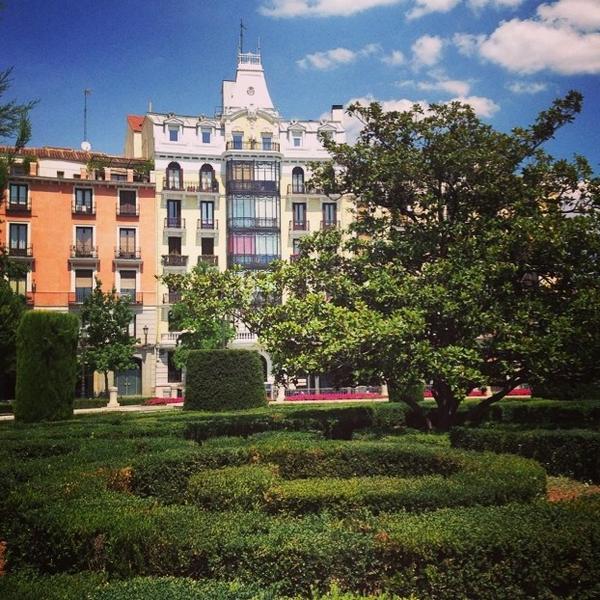 nextoJ's tweet photo. Madrid te amoooooo! 🇪🇸✨ http://t.co/icNy7e1qs4