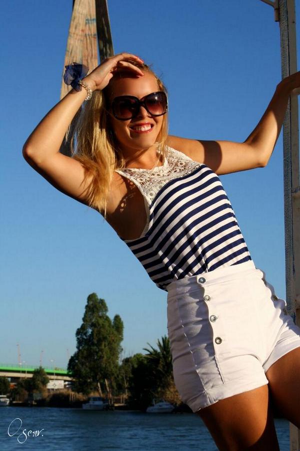 mariamas05's tweet photo. La curva de la felicidad.....la más bonita en una mujer!! :) http://t.co/5EIqFW30Ju