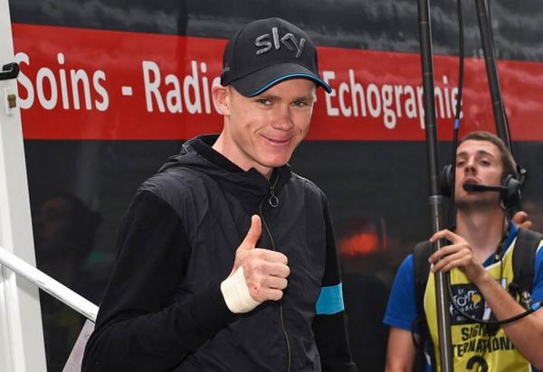 lcgreenA's tweet photo. Chris Froome back in training, looking towards Vuelta a Espana http://t.co/3yUw45twQj … http://t.co/OHbfuF5nu6