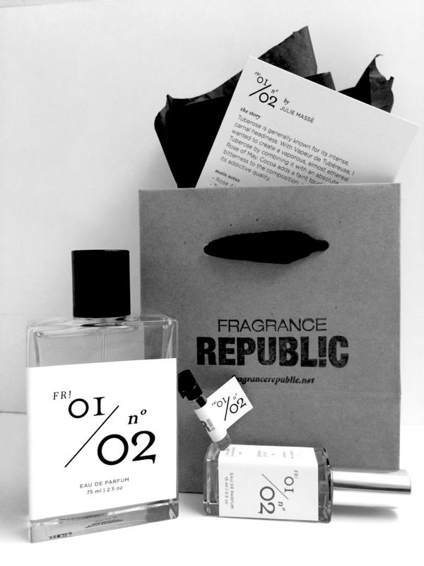 FragranceRepub's tweet photo. "I don’t #remember having ever #imagined doing anything else but #creating #perfumes." - Julie Masse

#TBT #memories http://t.co/r7OofYG6J9