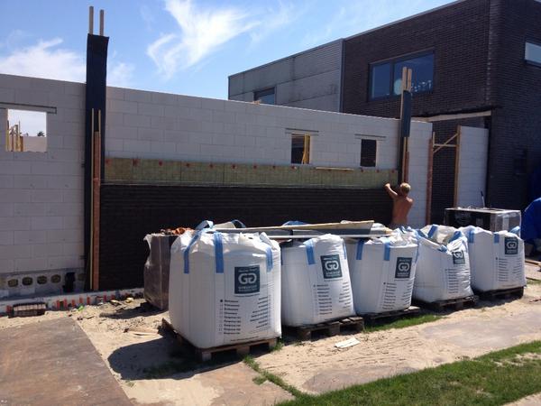 De buitenmuren krijgen vorm!