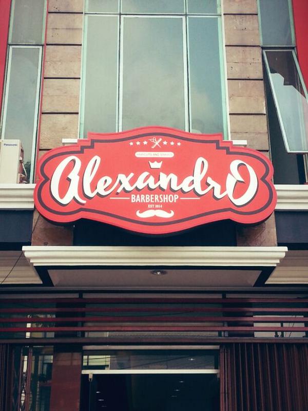 Neon box for alexandro barbershop.. done!!! #project