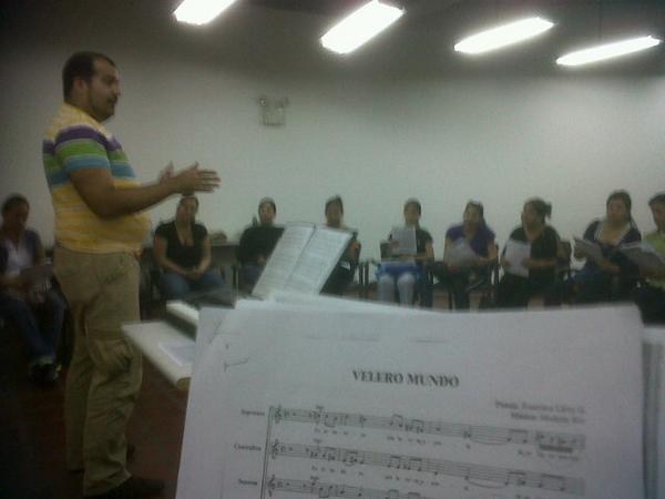 ImpromptuEV's tweet photo. Cuarta pieza de madrigal "Velero Mundo" http://t.co/5Gvba648QG