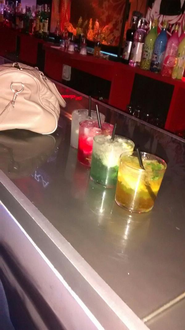 mpozo_16's tweet photo. Con las mas guapas  @IreneMrtnz_ @Pirulettiii @Juliajluc http://t.co/BJVSZk4vXo