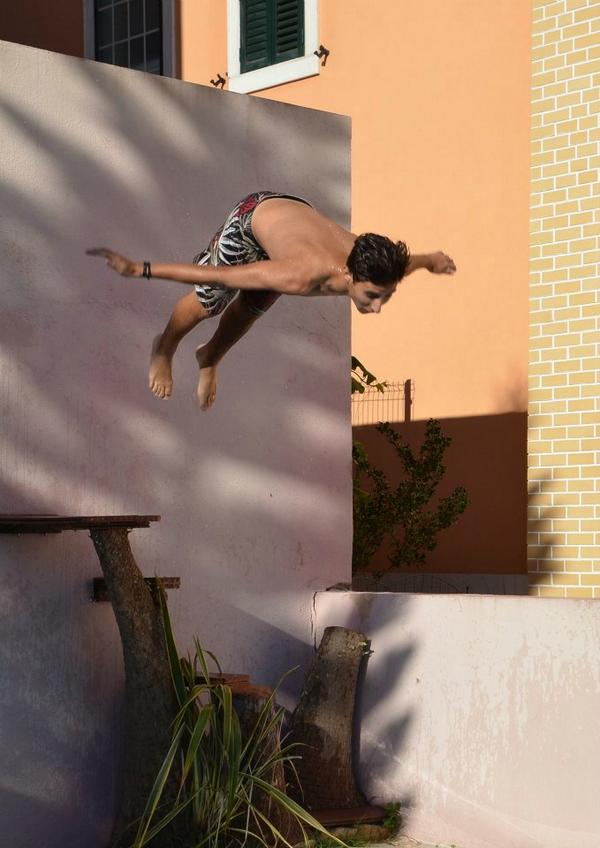 OuroDoSLB's tweet photo. Eu na minha piscina #Salto2 http://t.co/IOsTSnJSzI