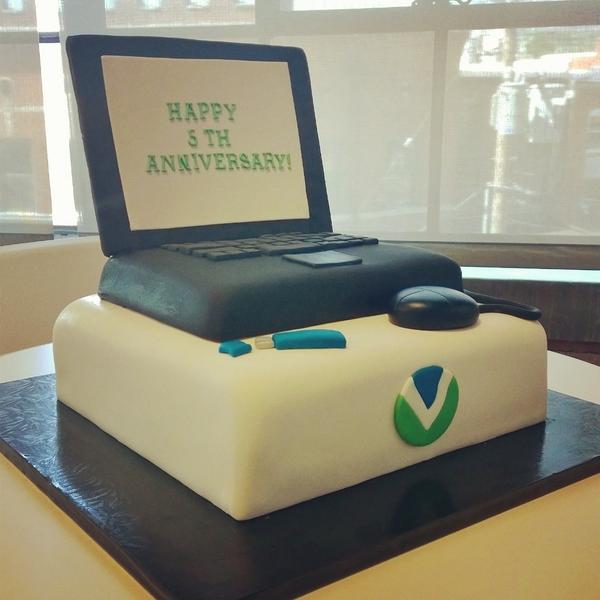 #HappyBirthday <a href="/Valorem/">Valorem Reply</a> ! Thanks <a href="/CakeGirlKC/">Cake Girl KC</a>