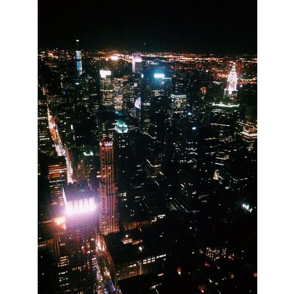 chiamuso's tweet photo. Riportatemi li 
Vi prego #top #newyork http://t.co/0ecu7vVflg