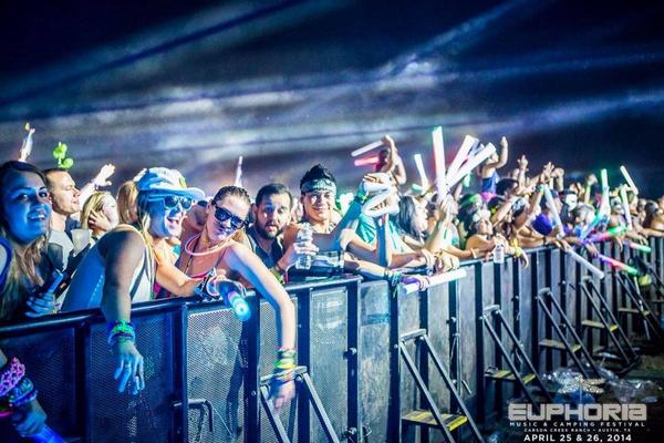 euphoriafest's tweet photo. Z is for @whoszed #EMCF14 http://t.co/usoalaowcI