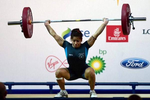 SPN_Action's tweet photo. #CWG2014 Snapshot of Sanjita Khumukcham &amp; Mirabai Chanu Saikhom winning Gold and Silver for India http://t.co/xVLQtuOmpN