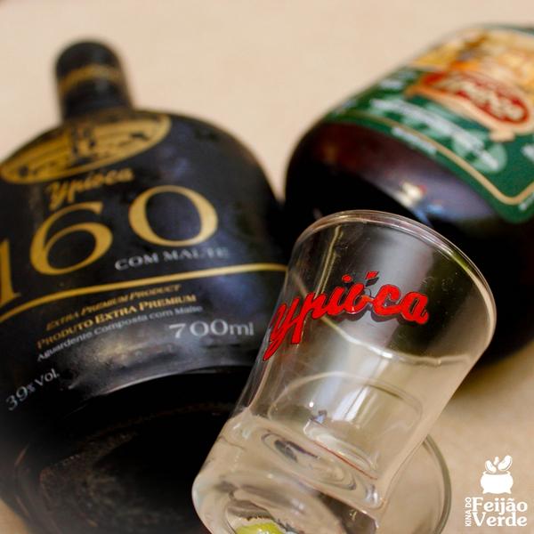 O Fortal hoje vai ser com chuva. Venha fazer o esquenta no Kina do Feijão Verde. Estamos te esperando.