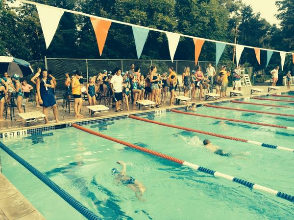 Wclpool's tweet photo. Home swim meet tonight good luck lakers meet starts at 530 http://t.co/P2fyQKBY23