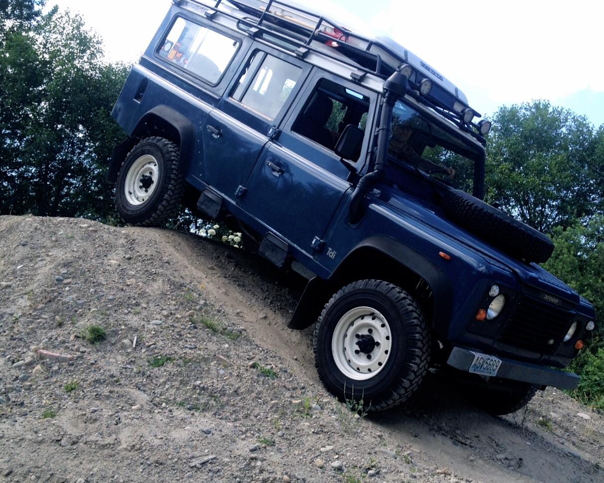 Arles Blue Paint Check Defender Source