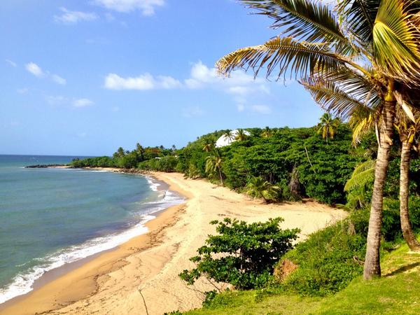 PuertoRicoPUR's tweet photo. Enj🌞y! RT @GuitarmanDan And now the holiday begins! http://t.co/RFSWEHEC5Z #PuertoRico