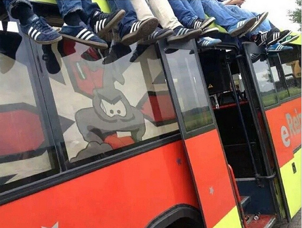 TimFR_'s tweet image. “@CasualUltra_: Keep it Adidas #VakW #Feyenoord http://t.co/ujUm1mbeQv”