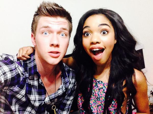 TTLYTEALA's tweet photo. Cutie 💜 http://t.co/jOGB8MszzG