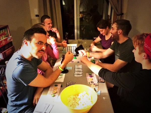 HappyMitten's tweet image. Serious Mage action happening! #AetherMagic