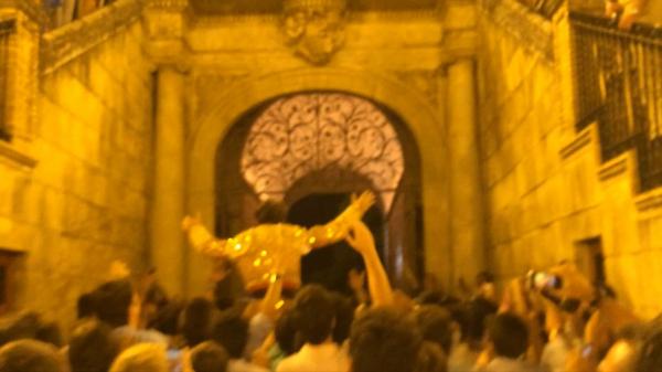 jgborbolla's tweet photo. Dos orejas y Puerta del Príncipe para @rafitaserna @Paquirri74 @rafaserna65 @elpatodegales enhorabuena ! Orgulloso http://t.co/K1EPmk63AP