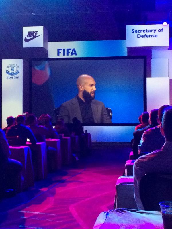 NikkiMacaluso's tweet photo. "The Secretary of Defense" @TimHowardGK #EMSSUMMIT http://t.co/vw884o5edC
