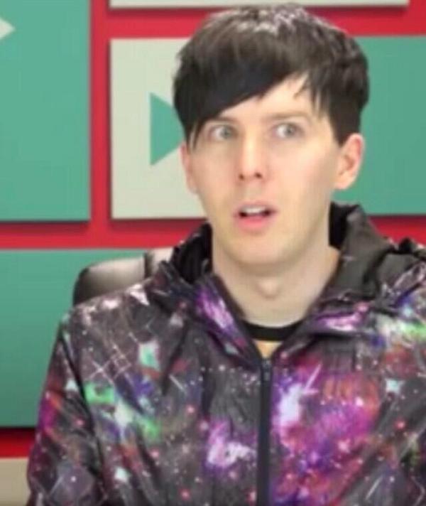 PhandomShip's tweet image. I really liked Phil's hair in this