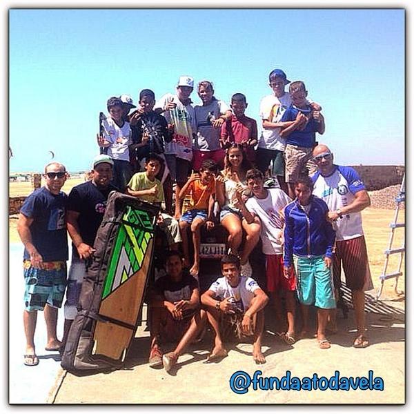 GilbertSlgd's tweet photo. Gracias a @chichosposada @chichoschool #caderco por apoyarnos con el traslado de los equipos para la 4ta válida n... http://t.co/7EzIphz32R