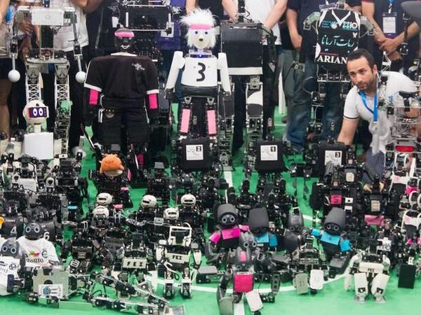 gilgiardelli's tweet image. Putz! Na Copa do Mundo de robôs, Alemanha ganhou de 11 x 1 do Brasil glo.bo/1ugwM1A #RoboCup2014