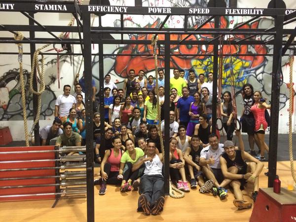 HeroBoxIBG's tweet image. Que orgullo ver a nuestros Héroes en su tercera salida. LET'S RUN 💪👟👏

¡Cada vez más fuertes! 

#RunOrGoHome