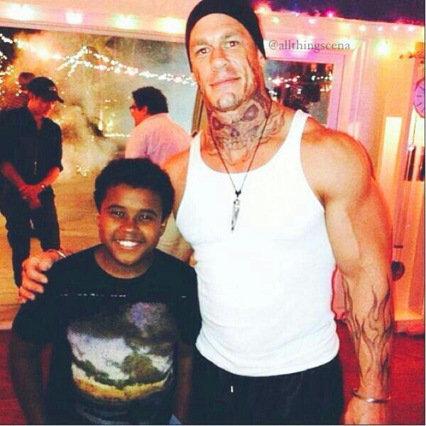 HiRandyOrton's tweet image. Pictures that have nothing to do with each other