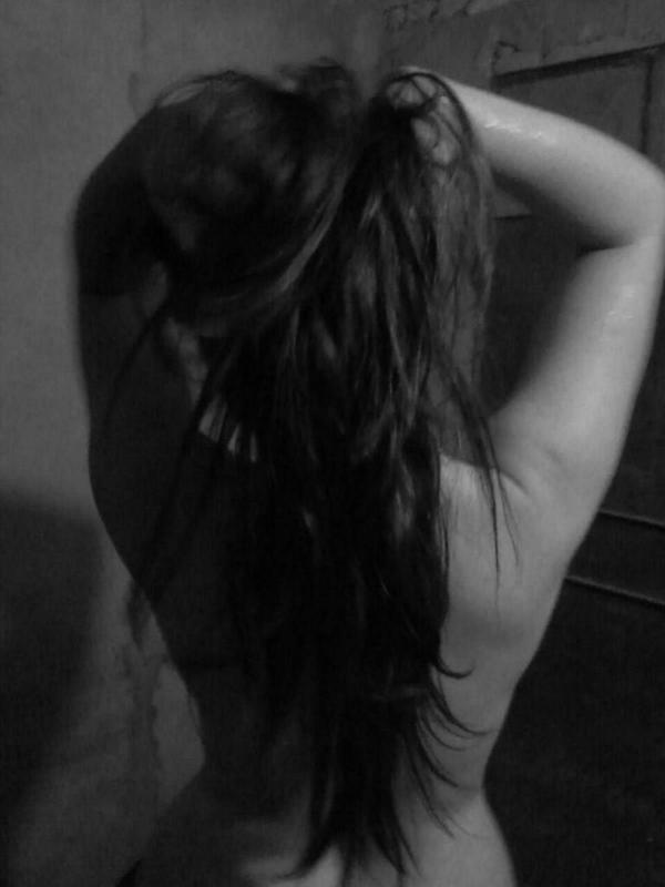 43259093d7724d6's tweet photo. Si tu cuerpo fuera cárcel y tus brazos cadenas. Eses cerias el lugar perfecto pra cumplir mi condena.... http://t.co/beVb2Mczbg