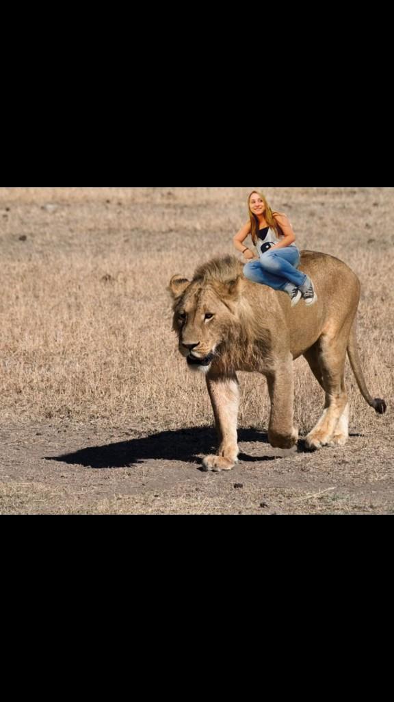 aubreyjackk's tweet photo. throwback to my safari trip! http://t.co/3KC5Wf9lQq
