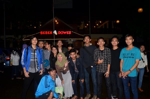 OSIS_MPK21's tweet photo. 21 http://t.co/z3iniQZ7ES