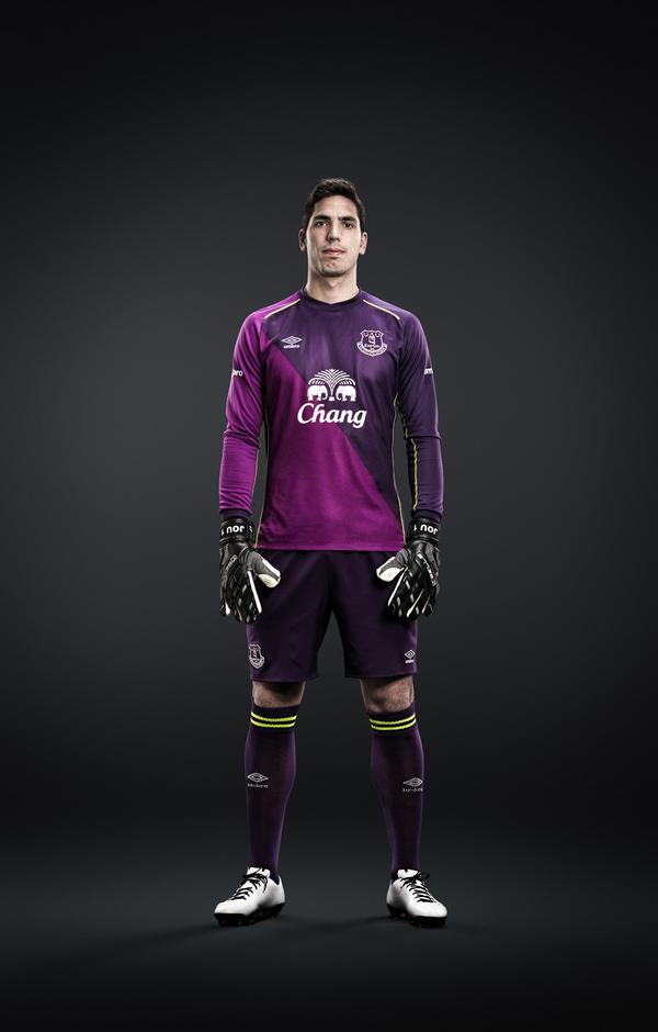 everton away goalkeeper kit