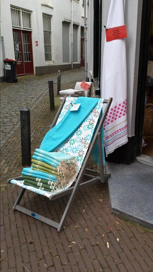 Onze buurvrouwen Bad &amp; Tafel hebben nieuwe fijn &amp; zachte bamboo #Hammamdoeken voor op 't strand nieuw binnen! #arnhem
