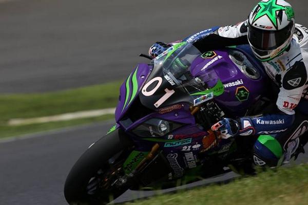 Kawasaki_Italia's tweet image. Gregory Leblanc dopo la vittoria al Bol d&apos;Or guida @teamkawasakisrc a #Sukuka8H con Osamu Deguchi e Hitoyasu Izutsu!