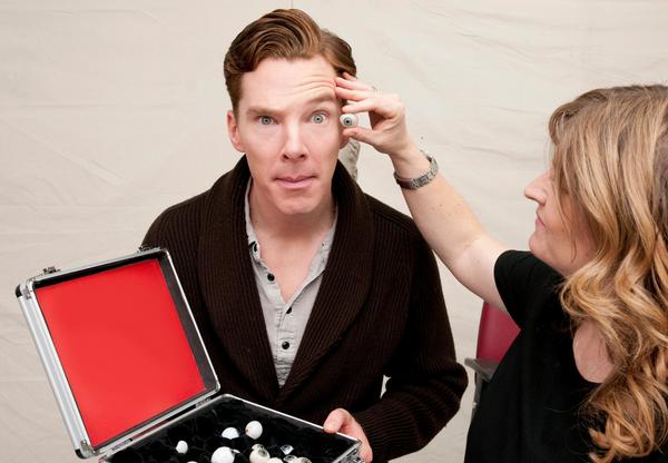 hannah_scott00's tweet photo. #BenedictCumberbatch what a hottie 💜 http://t.co/gXC77nLKBk http://t.co/RGp3B6oIOg”