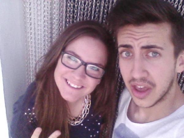 AntoineDupont_'s tweet photo. Ya en el pueblo con @LauraaRamon22 http://t.co/d8OhC59FRE