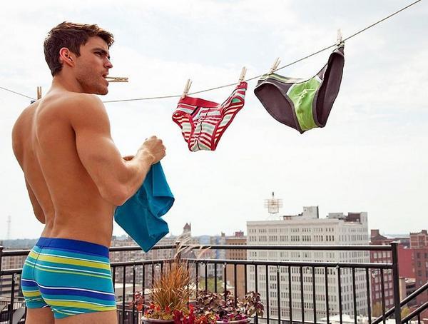 Grindr's tweet photo. Laundry Day. #grindrCleanCut http://t.co/FvZOCknAa6