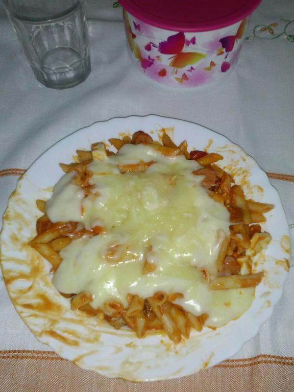 elbillafr's tweet photo. A cojer fuerzas!!!!!pa pode acaba la tarde del viernes http://t.co/YVJ00Zbvkv