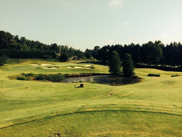 LsgcMichael's tweet photo. Sunny and 75 perfect day for golf @LaurelSpringsGC  @clubcorp http://t.co/EPUD7fE01v