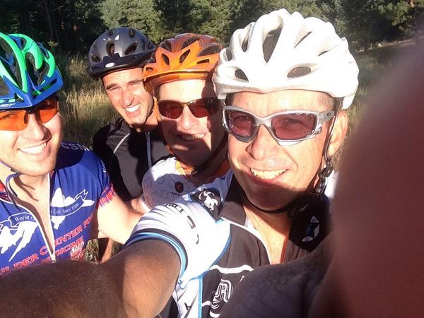 TommyBenning's tweet image. Fun ride! RT @themoose: #twitterboulder #flagstaffriday 1600 feet of climbing before 8am - sweet!